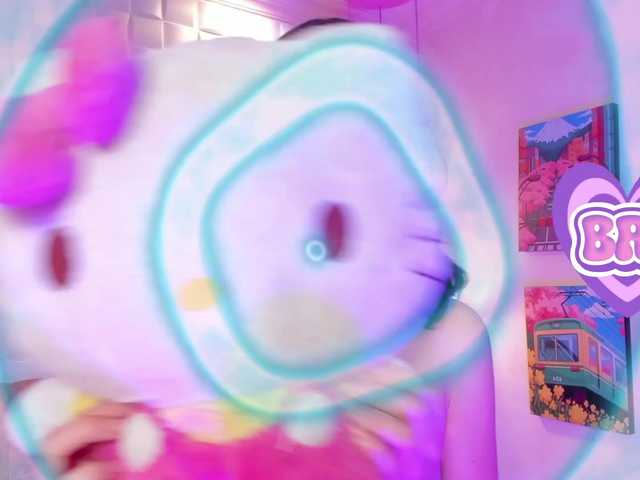 HarperWest live cam on BongaCams