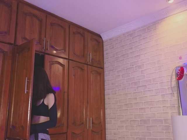 HarperWest live cam on BongaCams