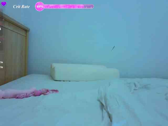 crystal1candy Live Webcam on BongaCams