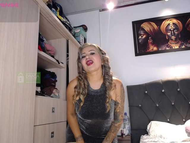 Shantal-69 live cam on BongaCams