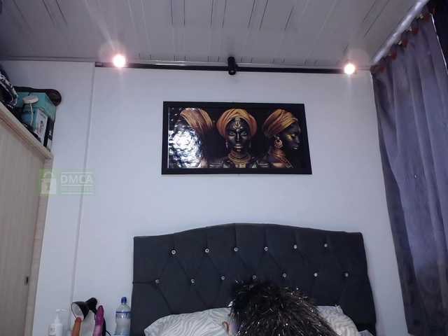 Shantal-69 live cam on BongaCams