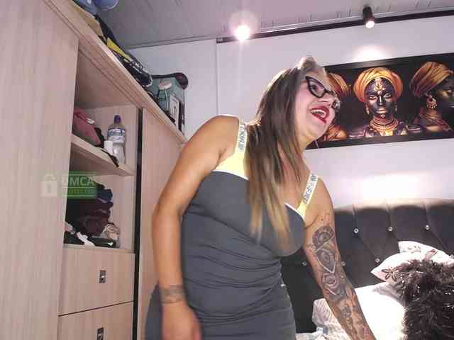Shantal-69 webcam