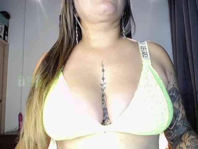 Shantal-69 webcam
