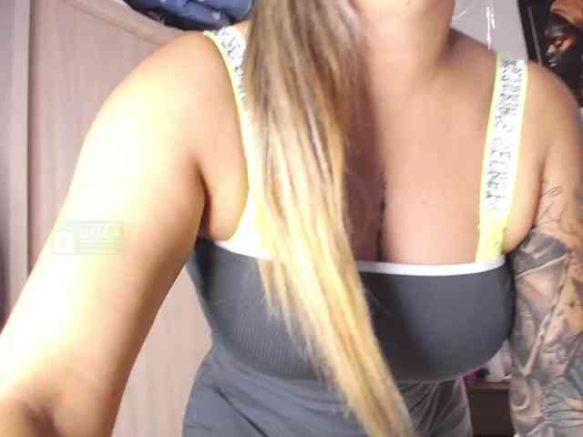 Shantal-69 webcam
