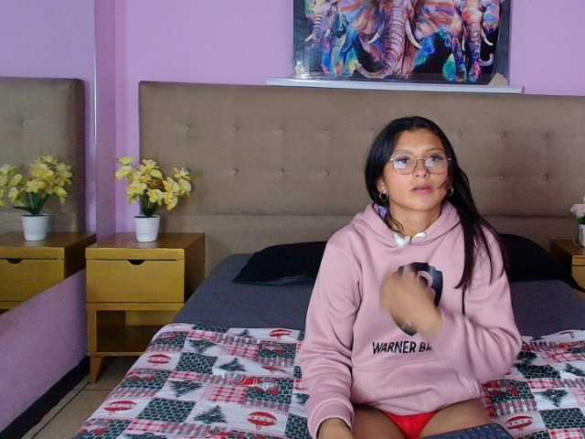 Shariito live cam on BongaCams