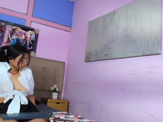 Shariito live cam on BongaCams