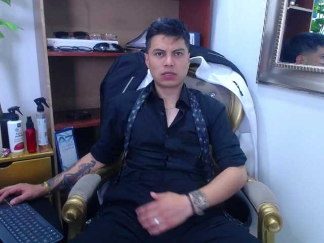AquilesTaylor live cam on BongaCams