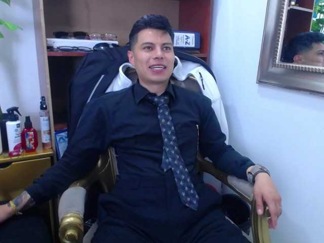 AquilesTaylor live cam