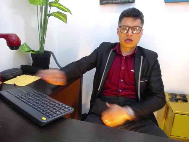 AquilesTaylor Sex Cam Show