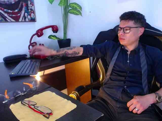 AquilesTaylor Sex Cam Show