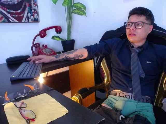 AquilesTaylor Sex Cam Show