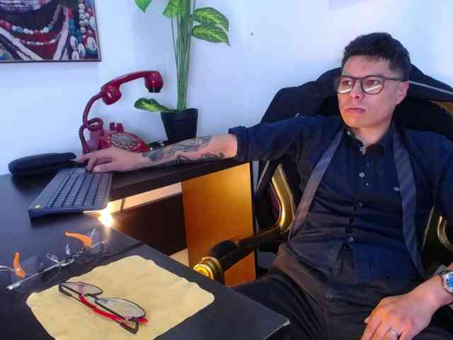 AquilesTaylor Sex Cam Show