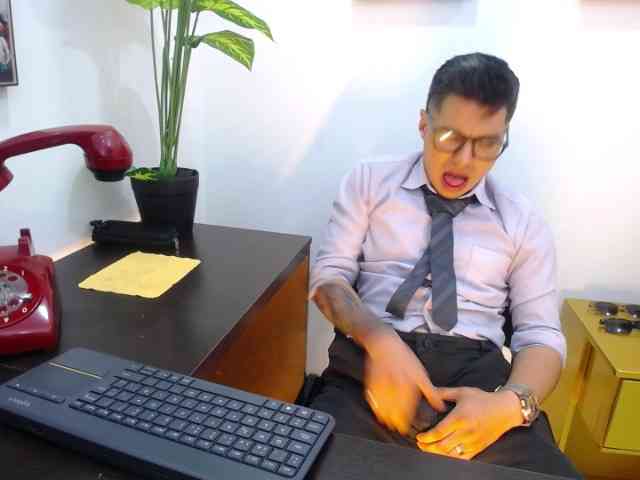 AquilesTaylor Sex Cam Show