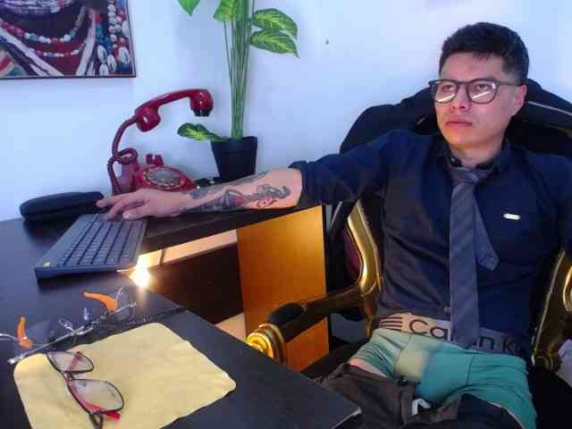 AquilesTaylor Sex Cam Show