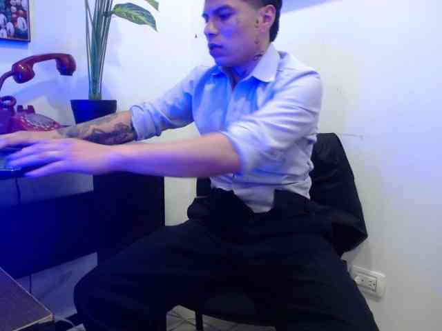 AquilesTaylor Live Webcam on BongaCams