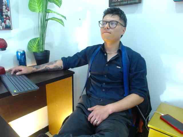 AquilesTaylor Sex Cam Show