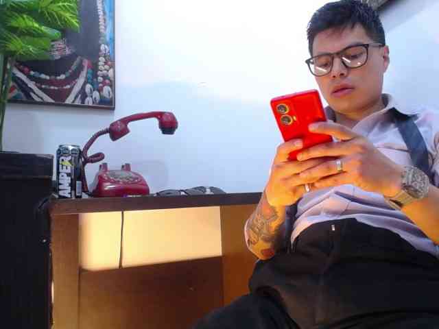 AquilesTaylor Sex Cam Show