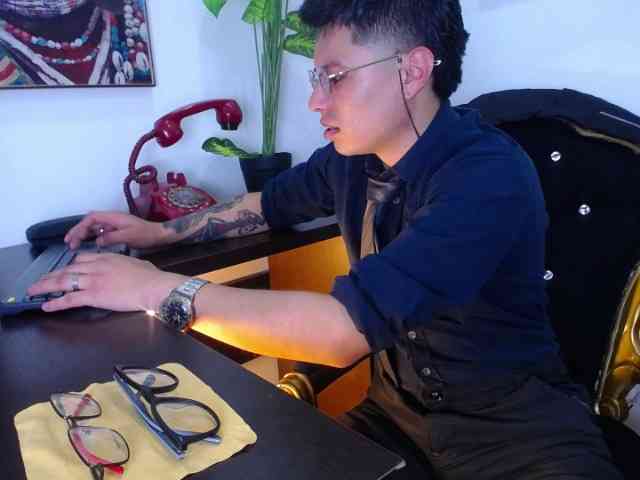 AquilesTaylor Sex Cam Show