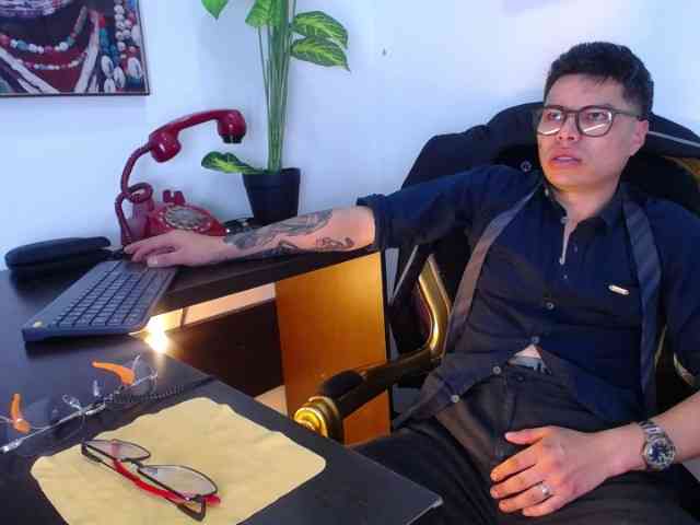 AquilesTaylor Sex Cam Show