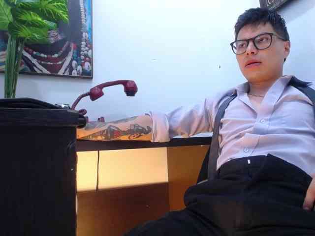 AquilesTaylor Sex Cam Show