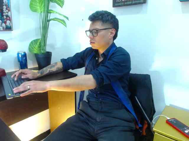 AquilesTaylor Sex Cam Show