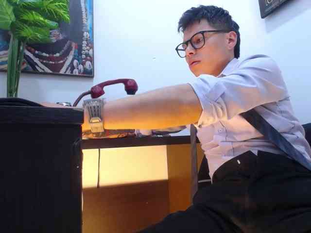 AquilesTaylor Sex Cam Show