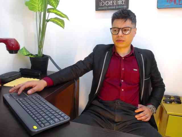 AquilesTaylor Sex Cam Show