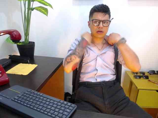 AquilesTaylor Sex Cam Show