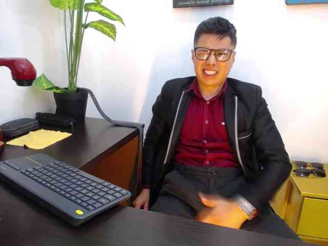 AquilesTaylor Sex Cam Show