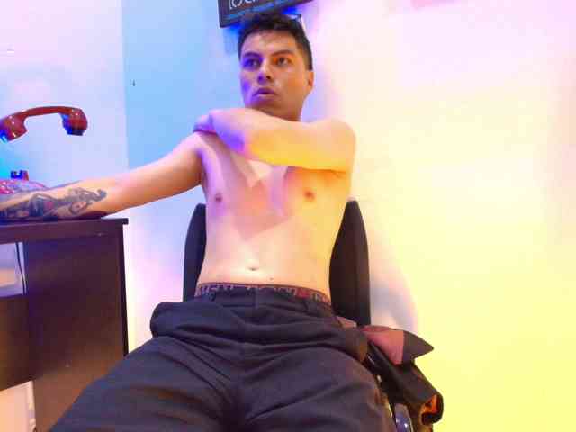 AquilesTaylor AquilesTaylor