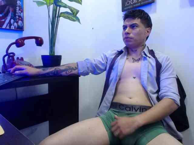 AquilesTaylor Live Webcam on BongaCams
