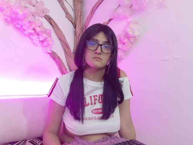 Melany-Noir webcam