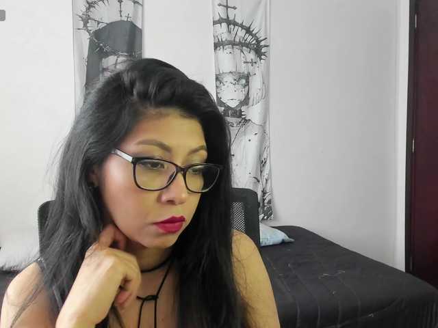 valentinagoddess cam belle