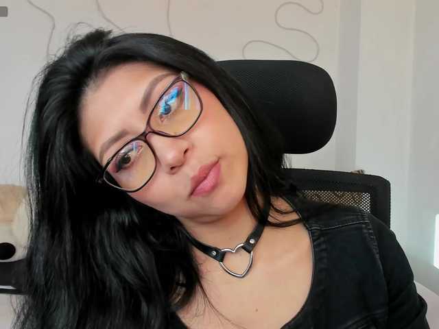 valentinaGoddess live cam on BongaCams