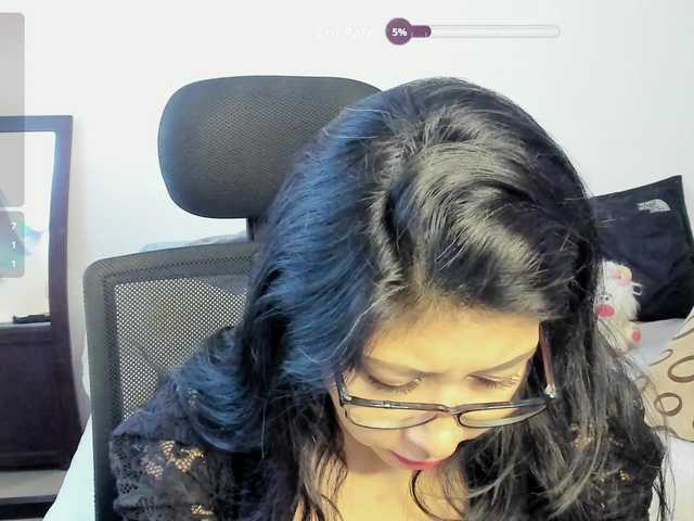 valentinaGoddess live cam on BongaCams