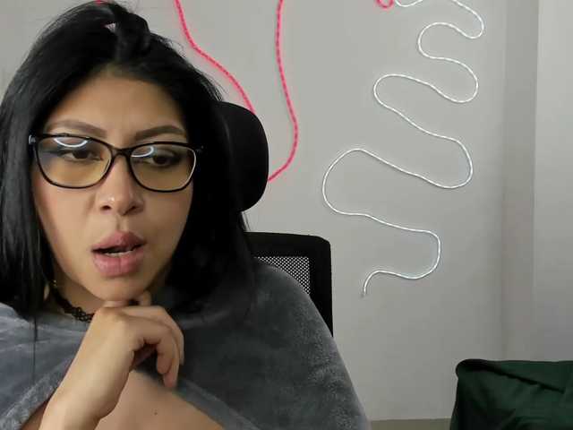 valentinaGoddess live cam on BongaCams