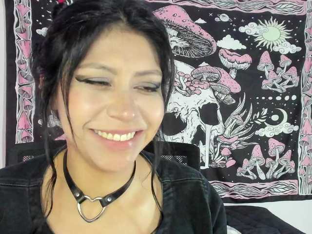 valentinaGoddess live cam on BongaCams