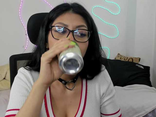 valentinaGoddess live cam on BongaCams