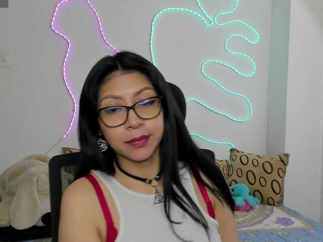 valentinaGoddess live cam on BongaCams