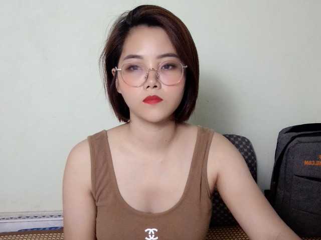 Linnsa live cam on BongaCams