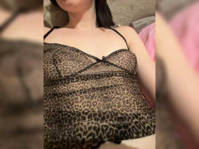 dinad64 live cam on BongaCams