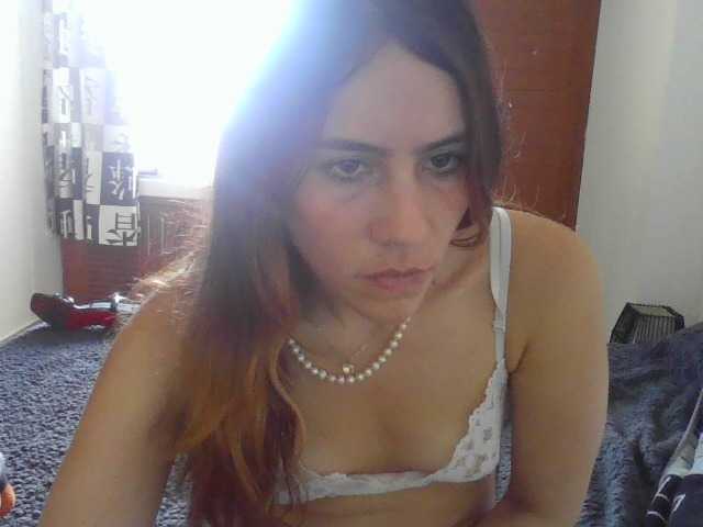 camilalucca Live Cam and Statistics on UnifiedCams