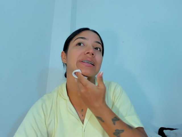 imAprill live cam on BongaCams