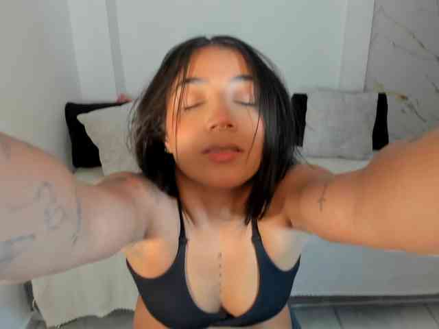 imAprill webcam