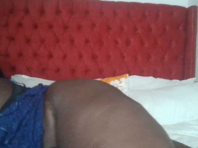 CurvyR live cam on BongaCams