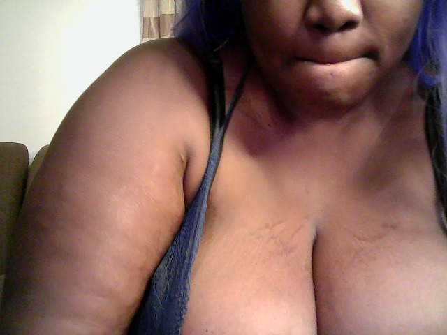 CurvyR