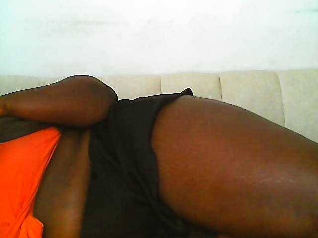 CurvyR live cam on BongaCams