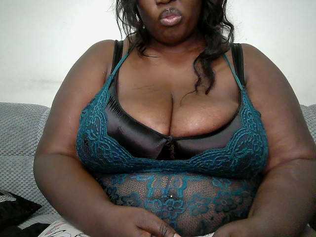 CurvyR