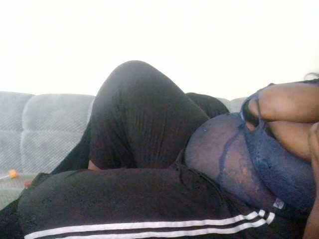 CurvyR live cam on BongaCams