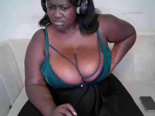 CurvyR webcam
